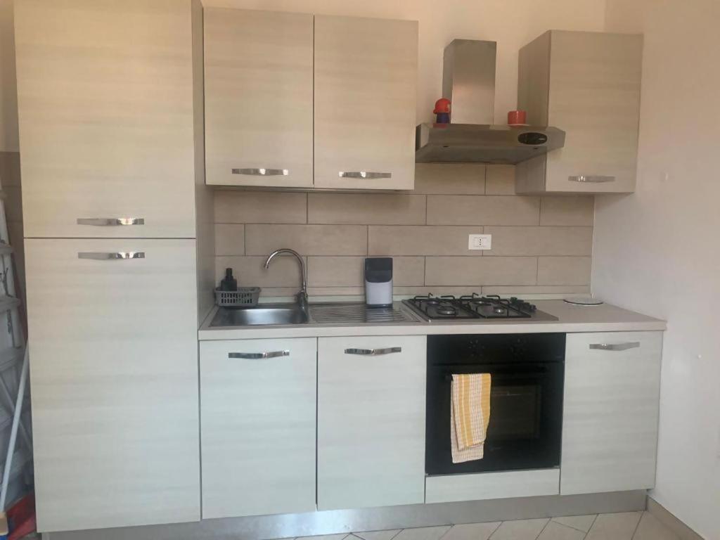 Odeon Apartment In Centro A Livorno Ngoại thất bức ảnh